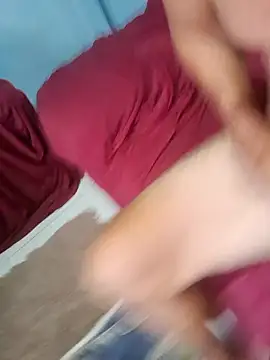 Snapshot of Safadoserio01 chatting on 02-17-26, 12:23 Safadoserio01 online show from 02-17-26, 12:23