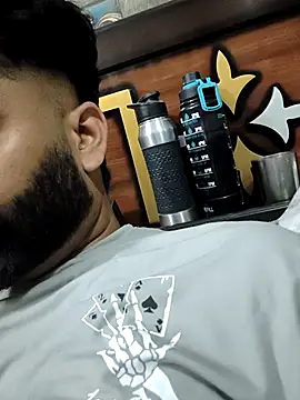 MrCurioX online show from 04-22-26, 02:51