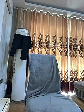 Snapshot of LXR77887 chatting on 02-13-26, 05:36 LXR77887 online show from 02-13-26, 05:36