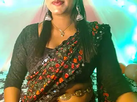 Snapshot of LIZNA_0 chatting on 02-23-26, 05:21 LIZNA 0 online show from 02-23-26, 05:21