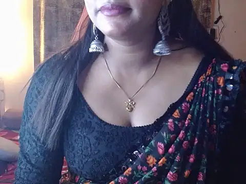 Snapshot of LIZNA_0 chatting on 03-12-26, 05:19 LIZNA 0 online show from 03-12-26, 05:19