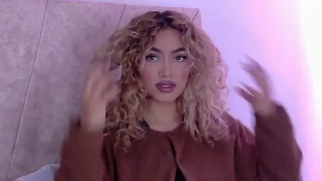 Maddy Beluci online show from 06-26-26, 01:10