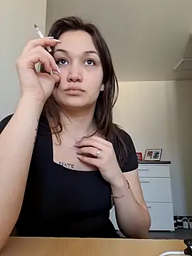 Snapshot of RoxyWeb18 chatting on 03-03-26, 09:48 RoxyWeb18 online show from 03-03-26, 09:48