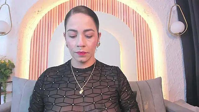 violet scott  online show from 06-27-26, 10:53