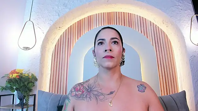 violet scott  online show from 07-02-26, 10:54