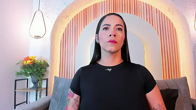 violet scott  online show from 07-06-26, 11:07