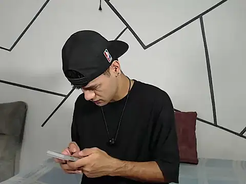 cooper shiro online show from 07-09-26, 05:33