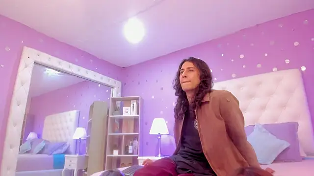 Goldentemptation  online show from 02-25-26, 07:45