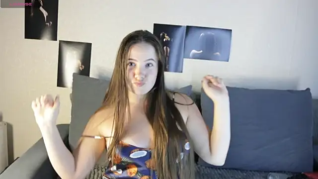 Baby-hot-girl online show from 07-12-26, 04:42