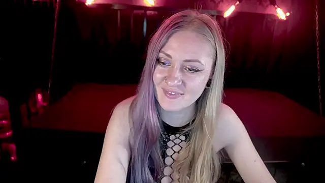 DramaQuenns online show from 03-12-26, 06:52