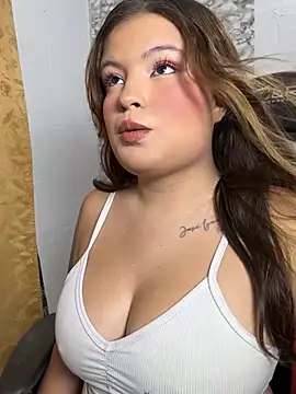 ladycharlottex online show from 08-02-26, 07:45