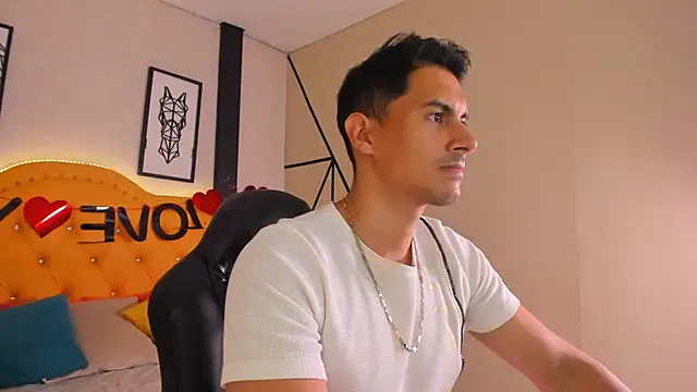 Mike Conors online show from 02-17-26, 01:35