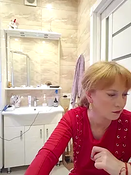 LanaBananaa  online show from 04-16-26, 09:39