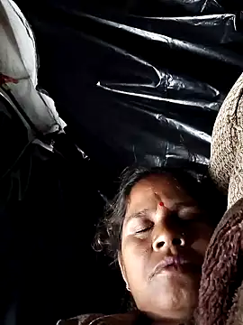 Hot kiran4 online show from 02-17-26, 09:32