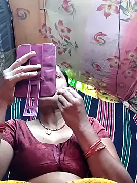 Hot kiran4 online show from 04-25-26, 03:53