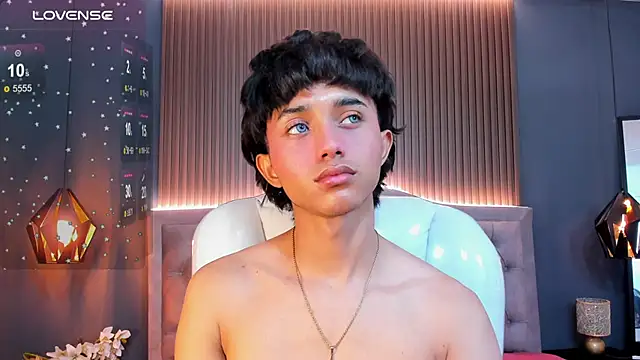 Noa 03 online show from 02-11-26, 01:49