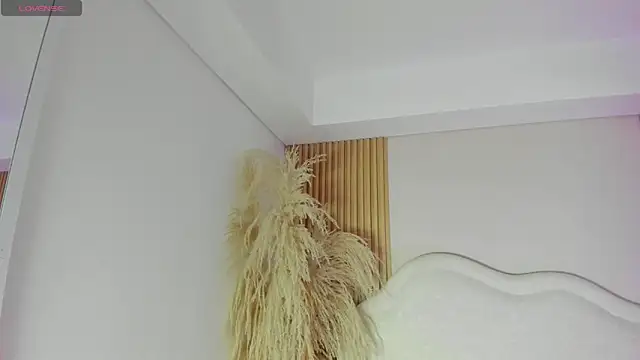 Snapshot of rebeca_taylor chatting on 03-04-26, 03:12 rebeca taylor online show from 03-04-26, 03:12