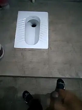 Snapshot of awlandbi chatting on 02-25-26, 01:04 awlandbi online show from 02-25-26, 01:04