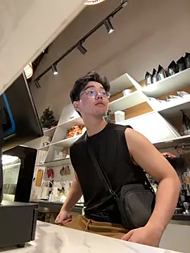 Snapshot of lucas-N888 chatting on 02-09-26, 05:44 lucas-N888 online show from 02-09-26, 05:44