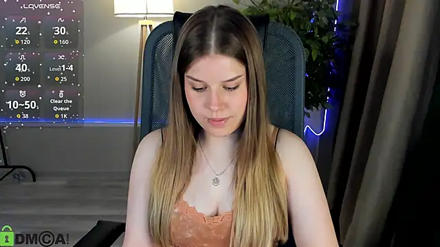 crispy amber online show from 03-14-26, 12:50