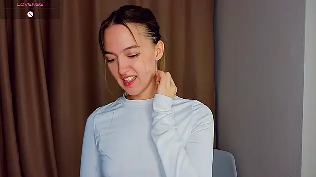 Snapshot of SupakuChan chatting on 02-14-26, 08:49 SupakuChan online show from 02-14-26, 08:49