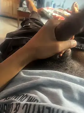 Snapshot of youngsterSA223 chatting on 02-19-26, 01:29 youngsterSA223 online show from 02-19-26, 01:29