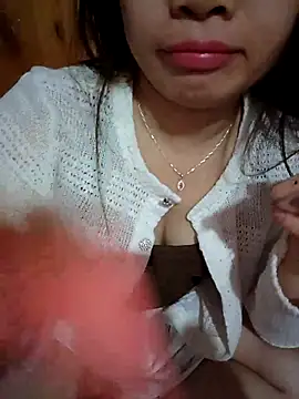 Snapshot of aki_zz69 chatting on 03-11-26, 10:16 aki zz69 online show from 03-11-26, 10:16