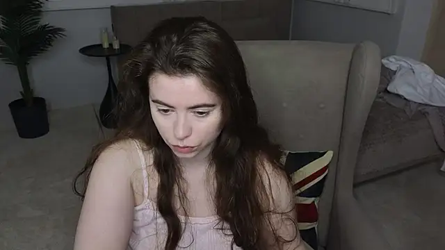 LovingWhisperr online show from 04-30-26, 01:23