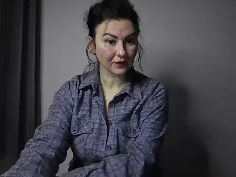 Snapshot of LexiMira254 chatting on 02-03-26, 03:39 LexiMira254 online show from 02-03-26, 03:39