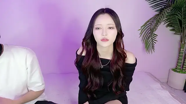 Snapshot of freeterRyo chatting on 03-06-26, 01:29 freeterRyo online show from 03-06-26, 01:29