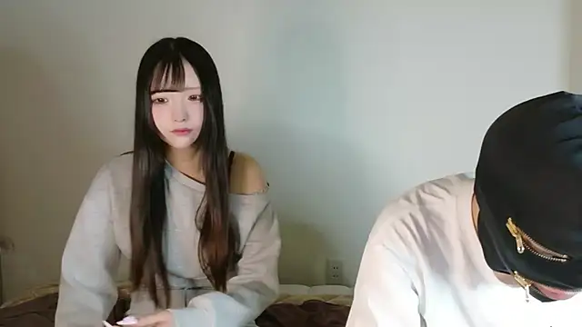 Snapshot of freeterRyo chatting on 03-24-26, 12:21 freeterRyo online show from 03-24-26, 12:21