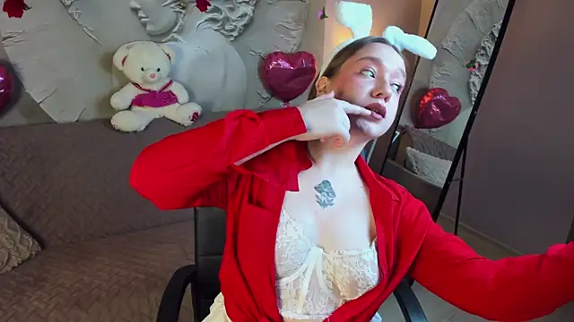 Snapshot of RachelDiRose chatting on 02-15-26, 03:14 RachelDiRose online show from 02-15-26, 03:14