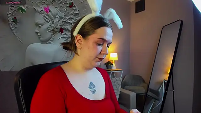 Snapshot of RachelDiRose chatting on 02-24-26, 03:43 RachelDiRose online show from 02-24-26, 03:43