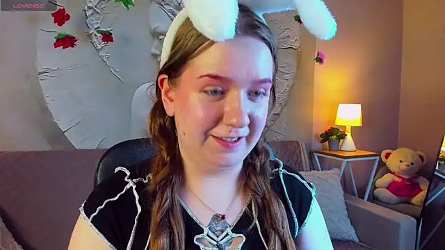 Snapshot of RachelDiRose chatting on 03-12-26, 03:18 RachelDiRose online show from 03-12-26, 03:18