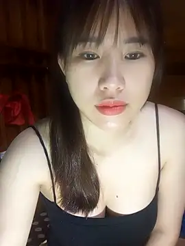 Snapshot of Yui-Ch1682 chatting on 02-24-26, 11:03 Yui-Ch1682 online show from 02-24-26, 11:03