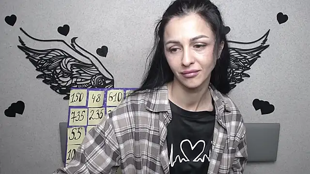 Snapshot of EvaClarkk chatting on 06-01-26, 05:09 EvaClarkk online show from 06-01-26, 05:09