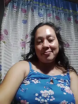 Snapshot of May_Bombs chatting on 02-19-26, 09:27 May Bombs online show from 02-19-26, 09:27