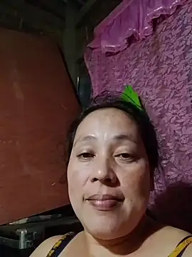 Snapshot of May_Bombs chatting on 03-13-26, 12:45 May Bombs online show from 03-13-26, 12:45