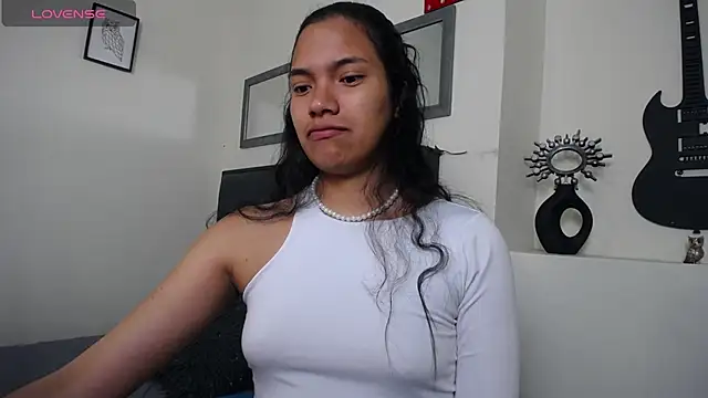 Julieta Parker online show from 05-27-26, 01:13
