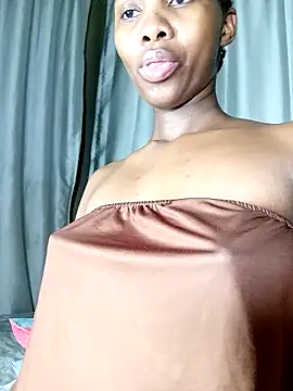 PussyFarrie online show from 04-28-26, 07:19