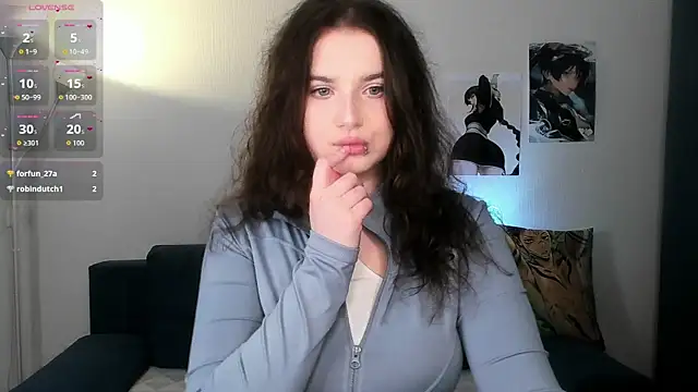 Snapshot of chloe_dashh chatting on 03-13-26, 08:37 chloe dashh online show from 03-13-26, 08:37