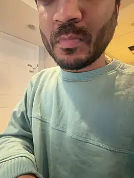 DaggerTie online show from 02-17-26, 02:13