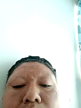 Snapshot of perrit17 chatting on 03-16-26, 04:22 perrit17 online show from 03-16-26, 04:22