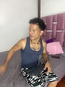 MaxyRyan online show from 02-20-26, 01:11