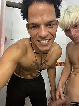 MaxyRyan online show from 03-04-26, 05:24