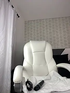 Mia rivers   online show from 02-20-26, 07:36