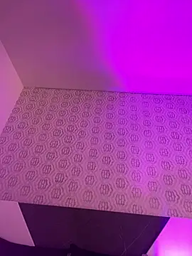 Mia rivers   online show from 06-26-26, 07:40