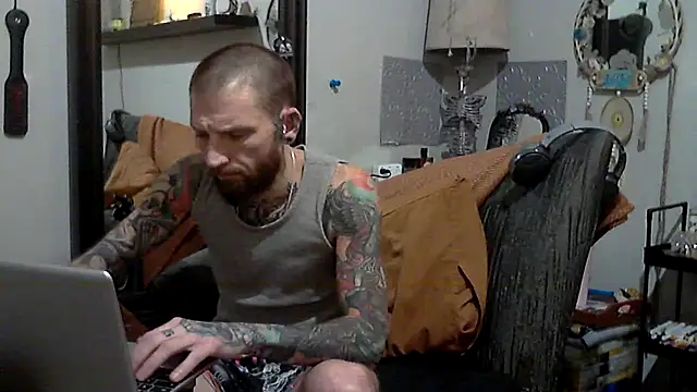 F D R  online show from 02-23-26, 04:32