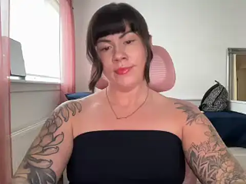 Snapshot of EdenRose chatting on 04-03-26, 05:33 EdenRose online show from 04-03-26, 05:33