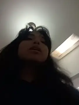 Snapshot of Maggyx chatting on 07-14-26, 01:39 Maggyx online show from 07-14-26, 01:39
